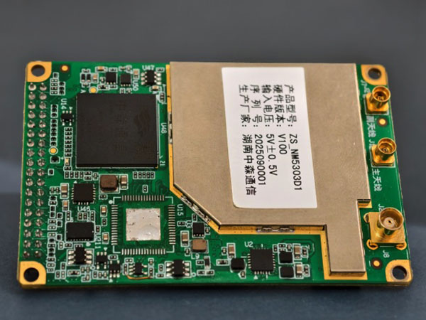 NM5303D1 RTK定位定向板卡